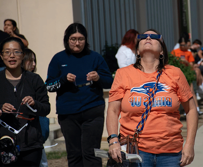 Students to enjoy up-close view of eclipse at <a href='http://fulv.ngskmc-eis.net'>在线博彩</a> Main Campus
